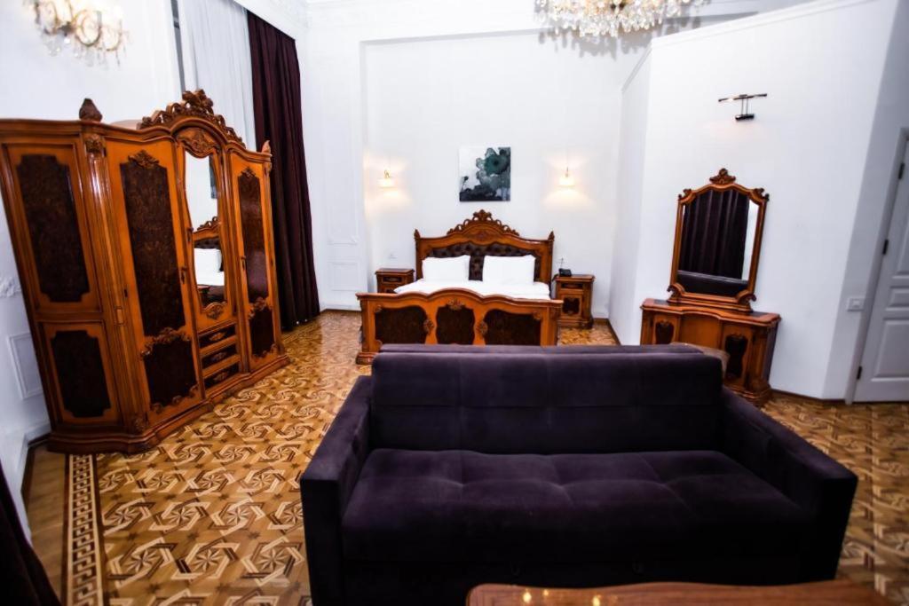 Malakan Hotel Баку Экстерьер фото